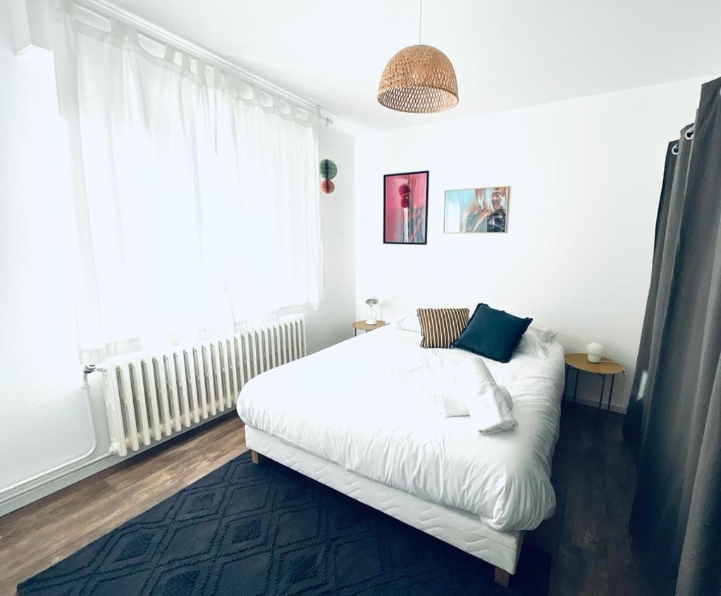 Au Perron Avec Garage Et Balcon A Ribeauville Bagian luar foto